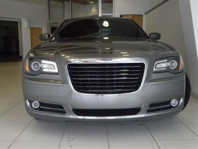 2012 Chrysler 300  S V6