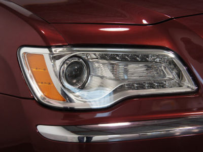 2012 Chrysler 300  Limited