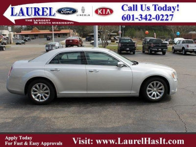 2012 Chrysler 300 Limited