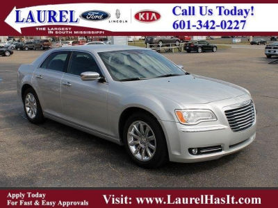 2012 Chrysler 300 Limited