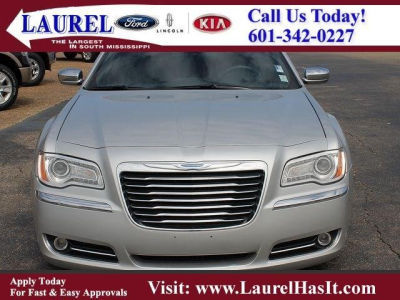 2012 Chrysler 300 Limited
