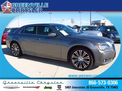 2012 Chrysler 300  S V6