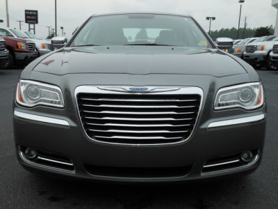 2012 Chrysler 300 Limited