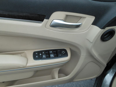 2012 Chrysler 300 Limited