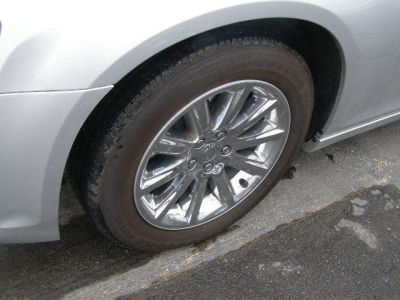 2012 Chrysler 300 Limited