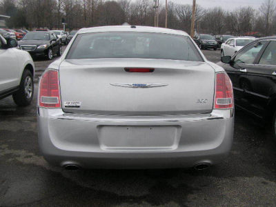 2012 Chrysler 300 Limited