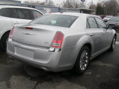 2012 Chrysler 300 Limited