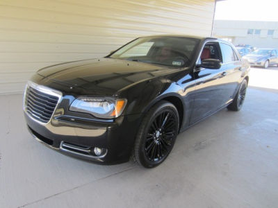 2012 Chrysler 300 S V6