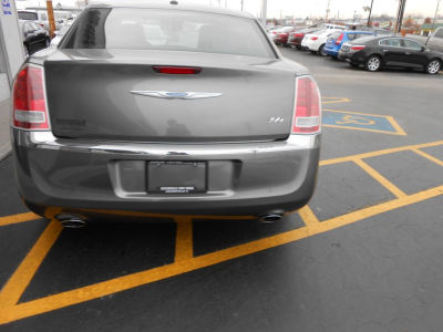 2011 Chrysler 300  Limited