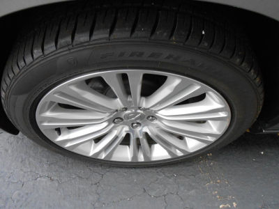 2011 Chrysler 300  Limited