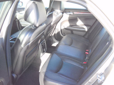 2012 Chrysler 300 Limited