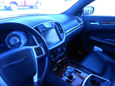 2012 Chrysler 300 Limited