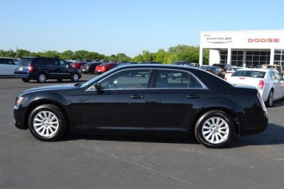 2013 Chrysler 300 Base