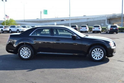 2013 Chrysler 300 Base
