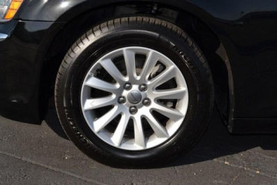2013 Chrysler 300 Base