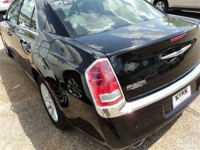 2013 Chrysler 300 Base