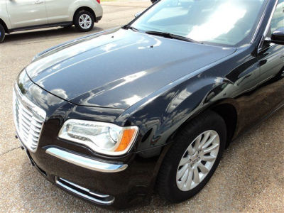 2013 Chrysler 300 Base