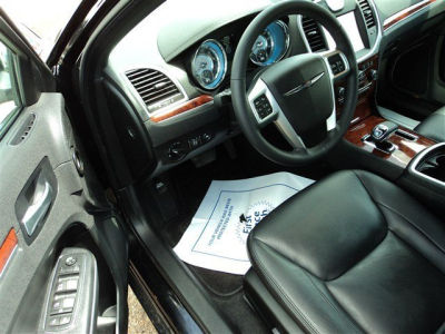 2013 Chrysler 300 Base