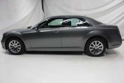 2012 Chrysler 300 Limited
