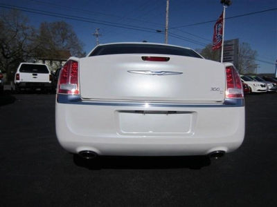 2011 Chrysler 300 300C