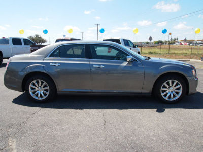 2012 Chrysler 300 Limited