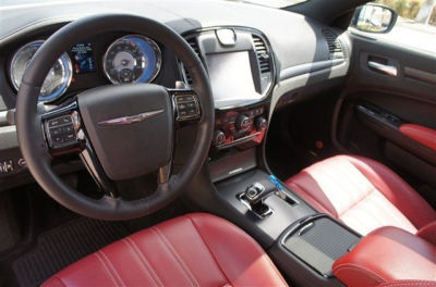 2012 Chrysler 300 S V6