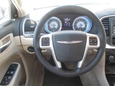 2012 Chrysler 300  Limited