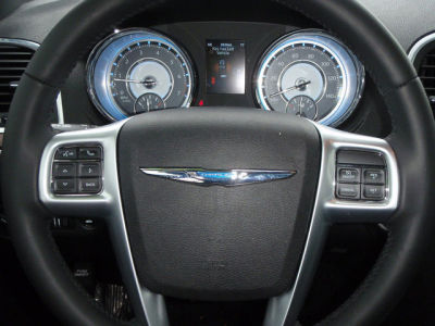 2013 Chrysler 300 Base