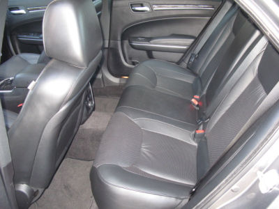 2011 Chrysler 300 Limited