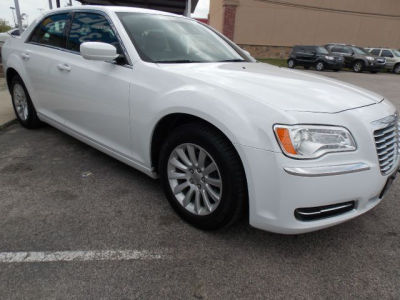 2013 Chrysler 300 Base