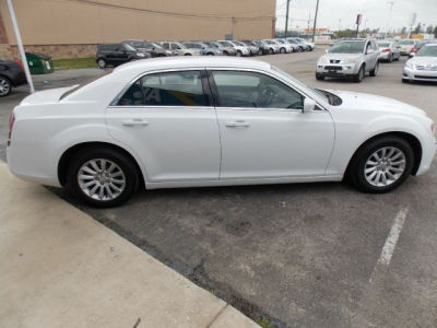 2013 Chrysler 300 Base