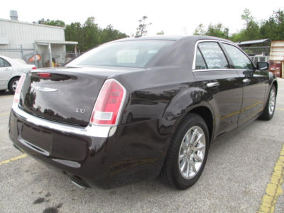 2012 Chrysler 300 Limited