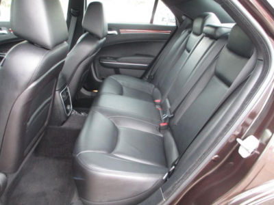 2012 Chrysler 300 Limited