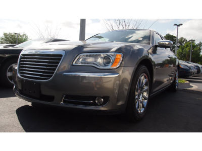 2012 Chrysler 300  Limited