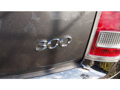 2012 Chrysler 300 Limited