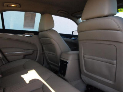 2012 Chrysler 300 Limited