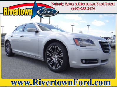 2012 Chrysler 300  S V6