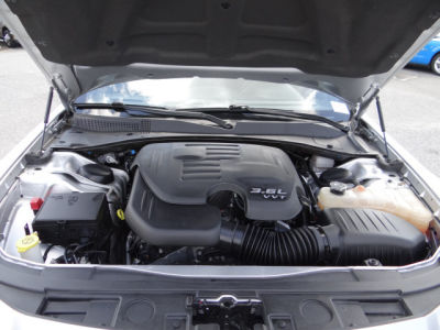 2012 Chrysler 300  S V6