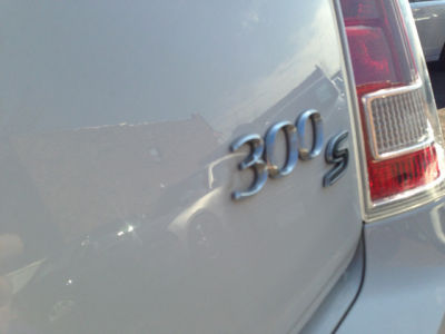2012 Chrysler 300  S V6
