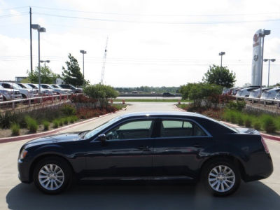 2013 Chrysler 300 Base