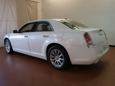 2011 Chrysler 300 Limited