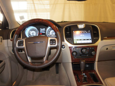 2011 Chrysler 300 Limited