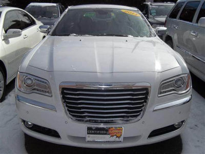 2011 Chrysler 300  Limited