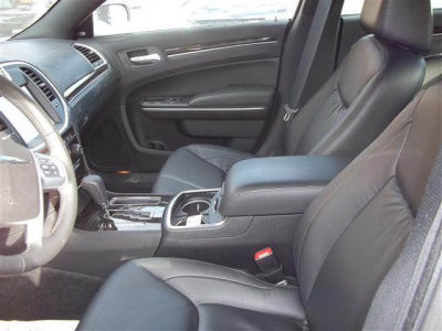 2011 Chrysler 300  Limited