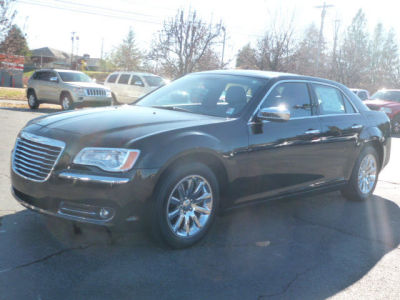 2012 Chrysler 300  Limited
