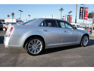 2011 Chrysler 300  Limited
