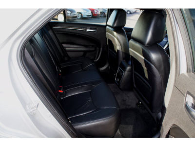 2011 Chrysler 300  Limited