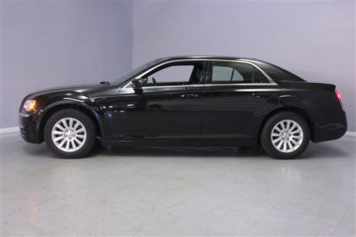 2013 Chrysler 300 BASE