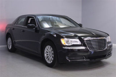 2013 Chrysler 300 BASE
