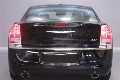 2013 Chrysler 300 BASE